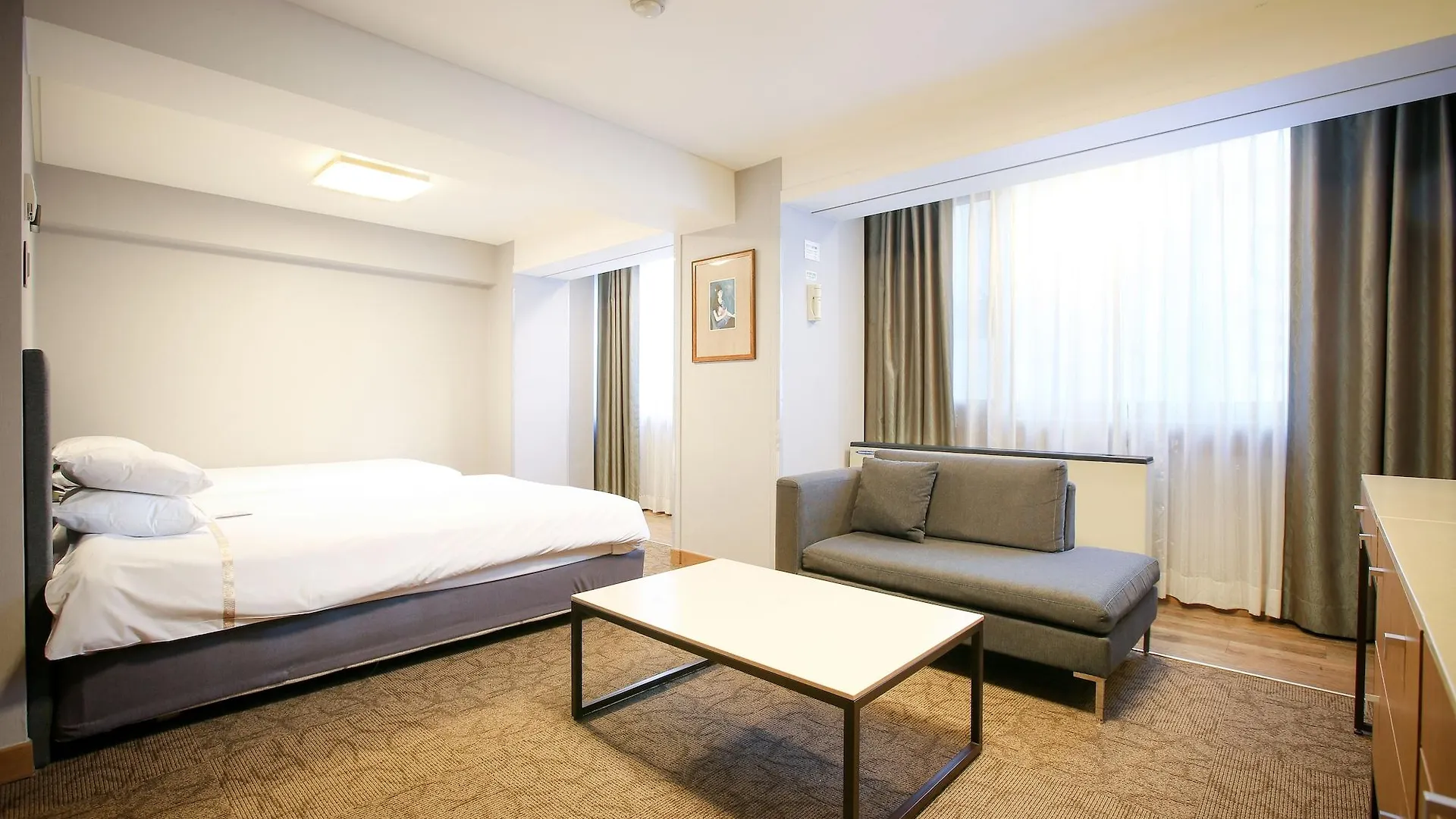***  Savoy Hotel Myeongdong Seoul South Korea